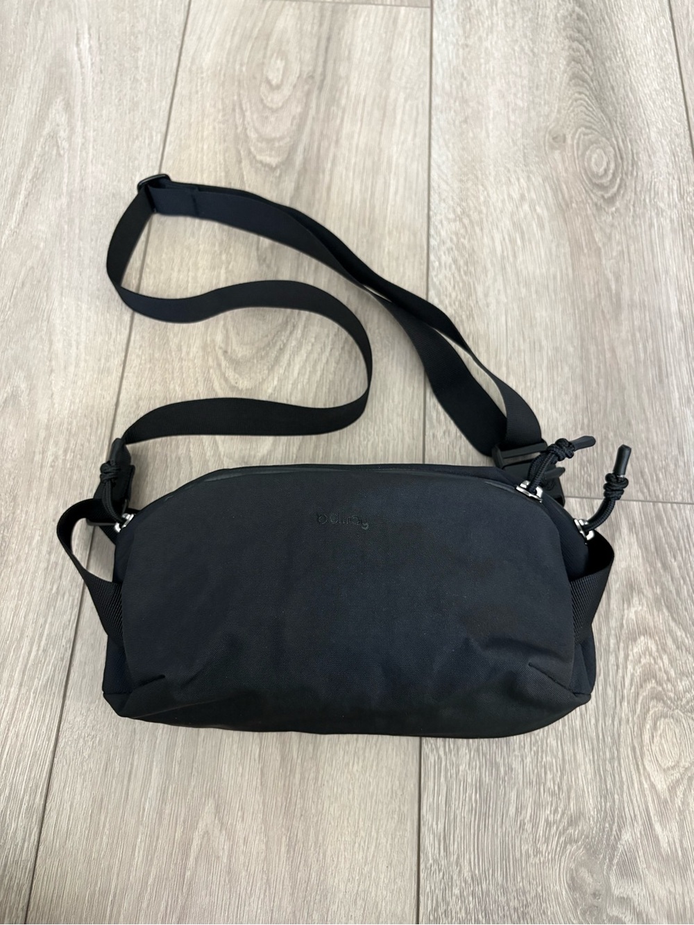 Bellroy Venture Ready Sling 2.5L Black Water-Resistant EDC Commuter Sling
